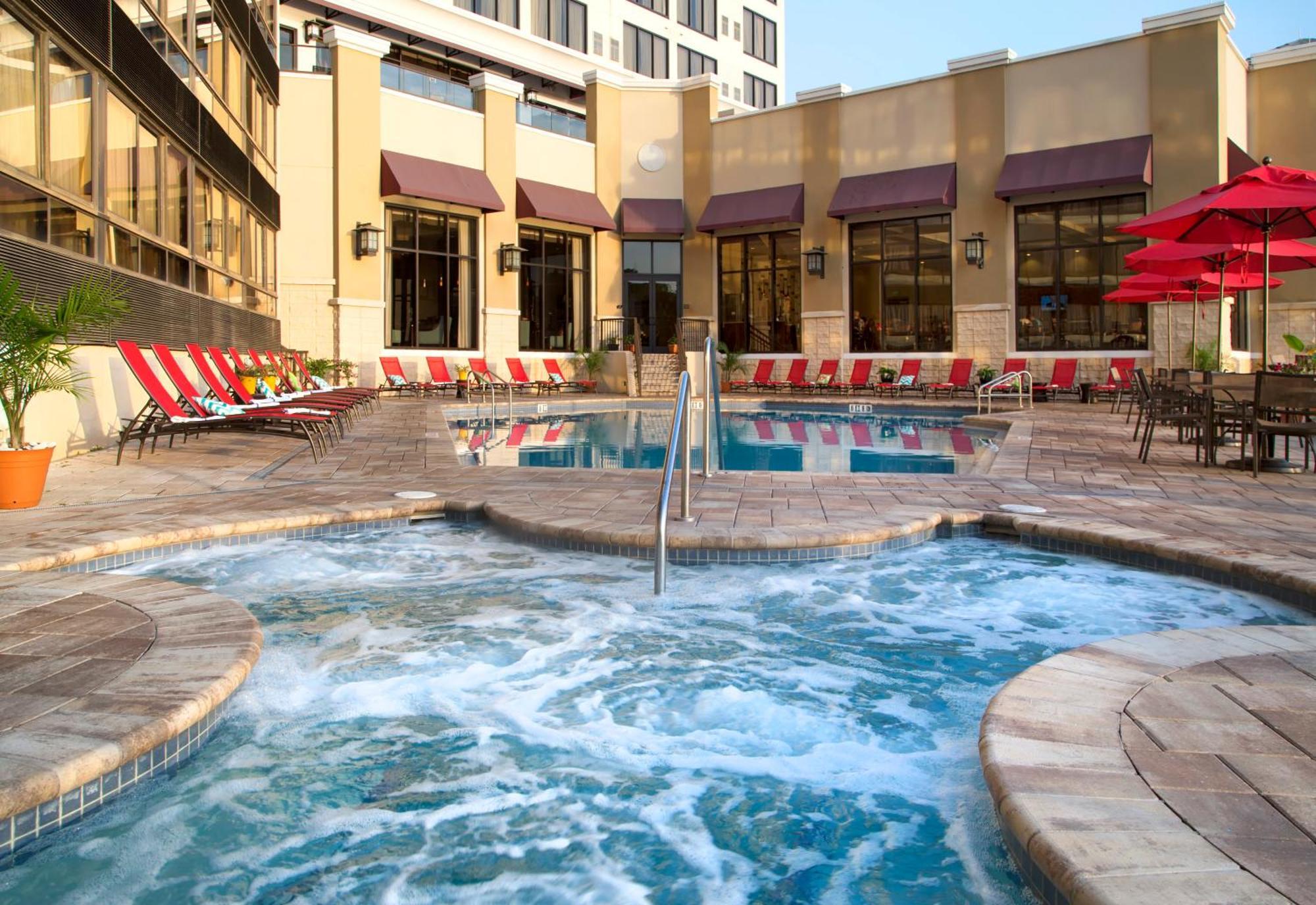 Ramada Plaza By Wyndham Orlando Resort & Suites Intl Drive Exterior foto